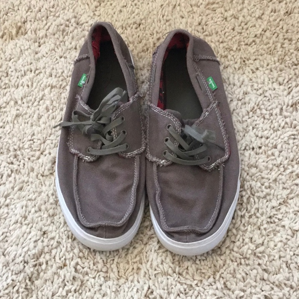 Sanuk Sneakers